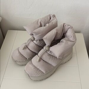 H& M Stylish Puffy Winter Boots